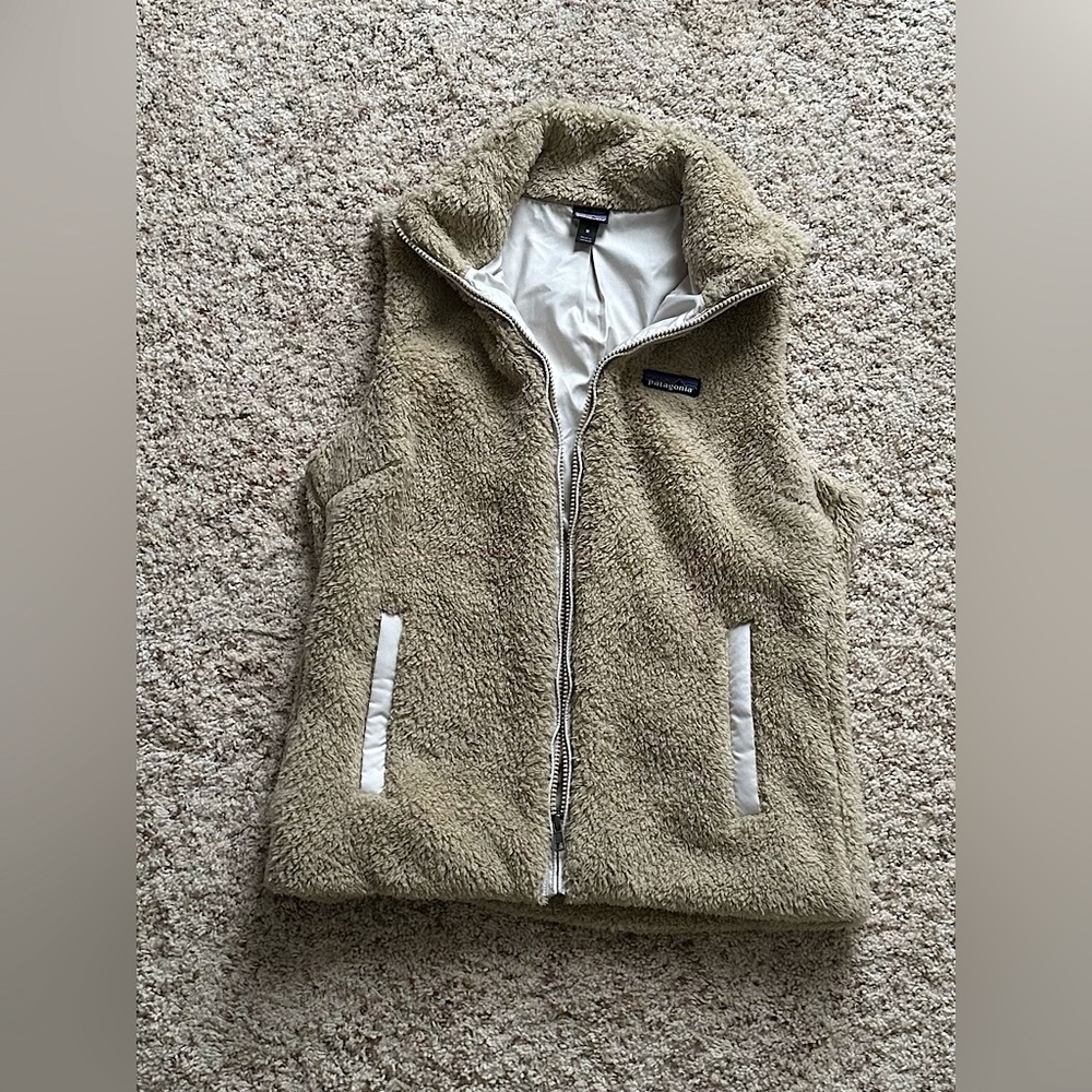Patagonia Women's Los Gatos Khaki Fleece Vest. Size M. Like New Condition!
